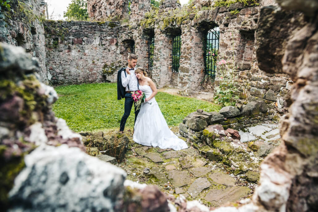 Heiraten in einer Burgruine › Fotografie Blog > PK Fotografie
